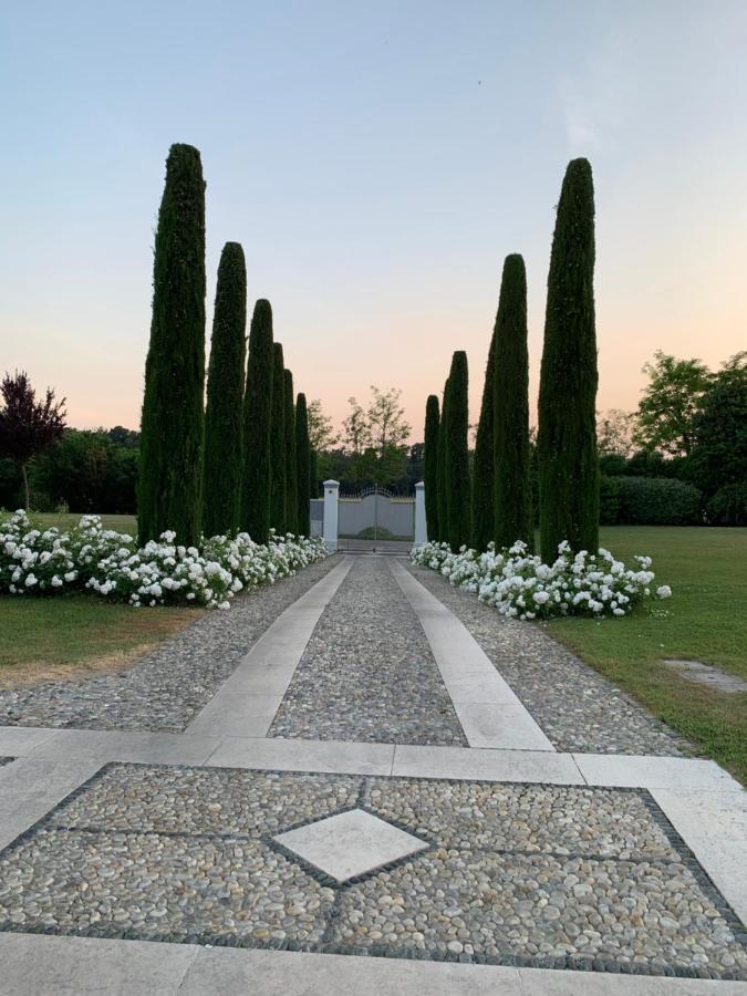 Villa San Pietro Desenzano del Garda Buitenkant foto